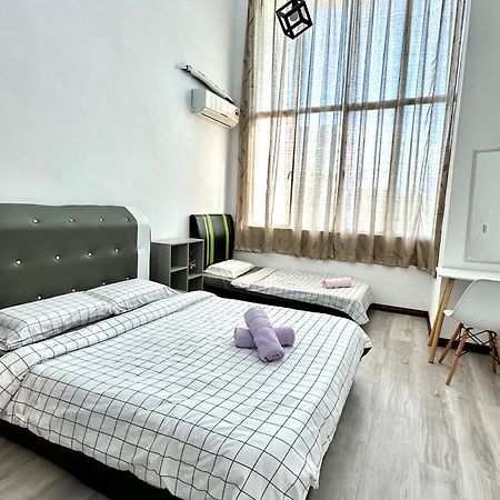 Springfield 3-Storey Cheerful Townhouse #Yoyo Homestay SDK エクステリア 写真