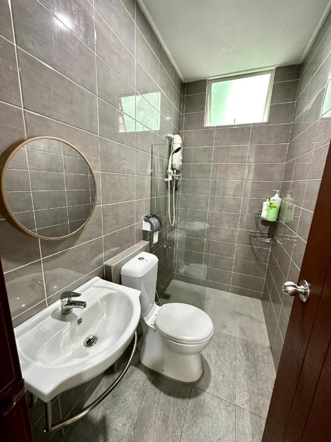 Springfield 3-Storey Cheerful Townhouse #Yoyo Homestay SDK エクステリア 写真