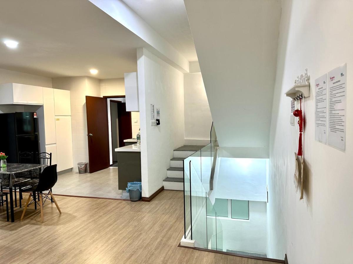 Springfield 3-Storey Cheerful Townhouse #Yoyo Homestay SDK エクステリア 写真